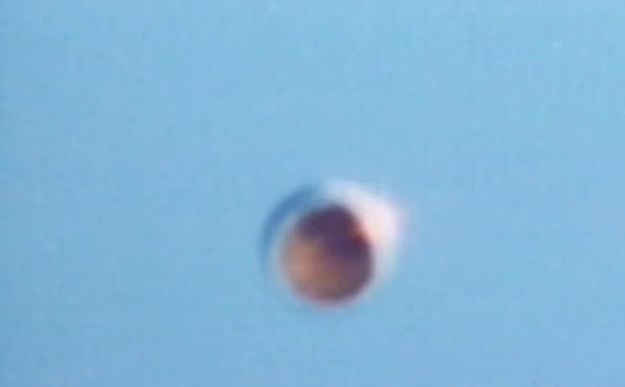 UFO101030.jpg